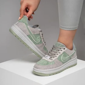 کفش و کتانی زنانه مدل نایک ایرفورس NIKE_AIR FORCE رنگ طوسی یشمی