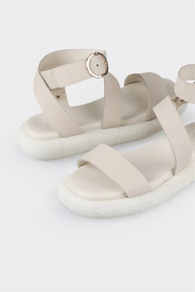 صندل اسپرت زنانه اله elle