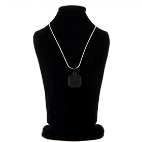 گردنبند زنانه مدل مربع کادر دار