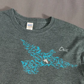 SIZE XL-L تیشرت اورجینال برند GILDAN امریکا مدل پرستو ONE