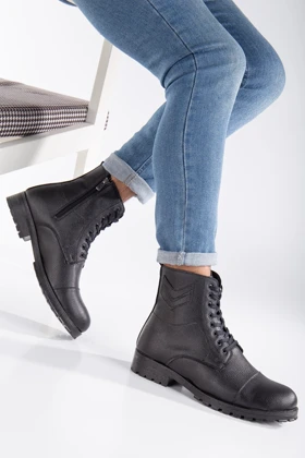 بوت و نیم بوت sanvio-tarzkar sanvio-tarzkar