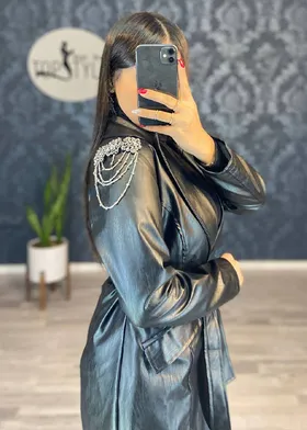 مانتو چرم کد : 7717