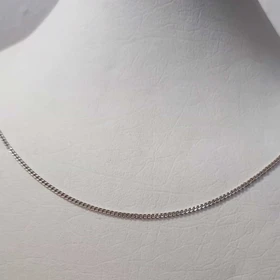 زنجیر نقره کارتیه – سبک و ظریف