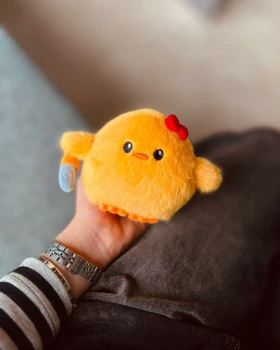عروسک جوجه چاقو به دست 🐥🔪