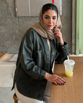 کت جین اسموت