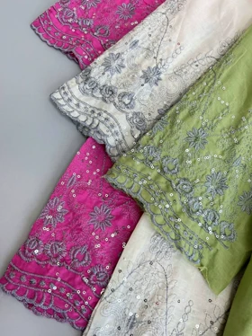 شومیز نخ هندی گلدوزی و پولک دوزی کد 3828