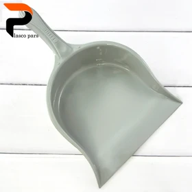 خاک انداز میلاد