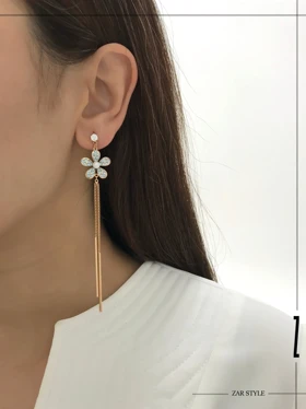 گوشواره آویزی گل تابهتا