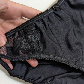 شورت برند لین گیپور گل‌دار کد 560 مشکی
