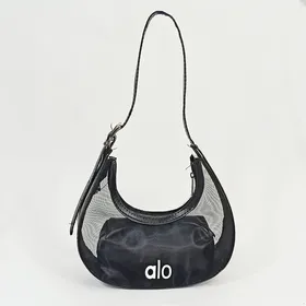 کیف هلالی دخترانه مدل الو