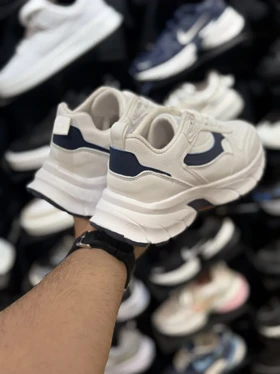 کتانی زنانه لژدار بالنسیگا