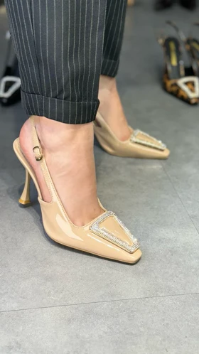 625p - پاشنه پشت‌باز 625p