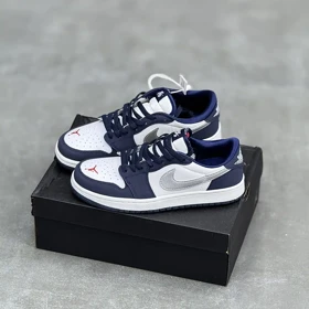 کفش نایک اس بی دانک لو سفید سرمه‌ای طوسی Nike SB Dunk Low White Navy Grey