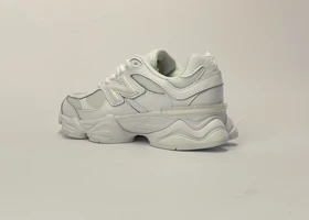 کفش روزمره نیوبالانس 9060 سفید Z30