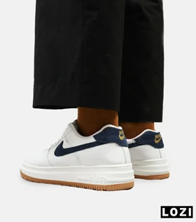 کفش کتانی بزرگ پا سفید سرمه ای نایک NIKE AIR FORCE