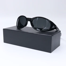 عینک برند OAKLEY کد 181326