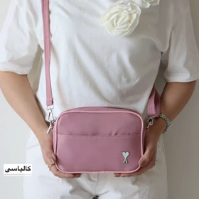 کیف زنانه دوشی مدل بلومی (کالباسی)