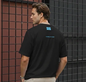 تیشرت پشت چاپ مینیمال طرح BECOME