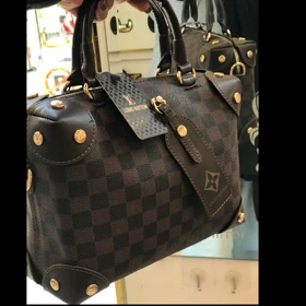 کیف زنانه صندوقی لویی ویتون LV وارداتی کد 55