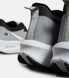 کفش کتانی بزرگ پا طوسی مشکی NIKE zoom x smiley