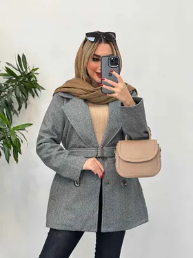 پالتو جناقی چهار دکمه