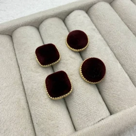 گوشواره مخمل زرشکی