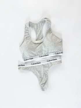 ست نیم‌تنه کاپ‌دار و شورت بکلس نخ پنبه کلوین کلاین Calvin Klein