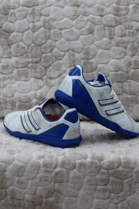 کفش میادین ورزشی بچگانه کینتیکس kinetix