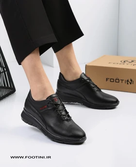 کتانی زنانه اسپرت LNA ALVARS