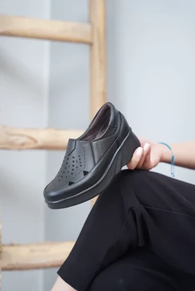 کفش طبی زنانه تامیلا