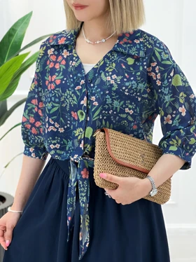 شومیز گره‌ای طرحدار آبرنگی زنانه