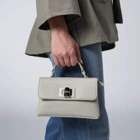 کیف دستی زنانه دیوید جونز مدل David Jones CM7211H