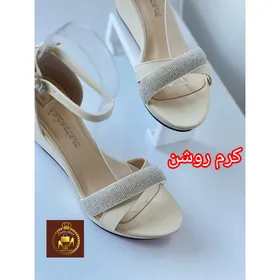 صندل لژدار نگینی زنانه T4