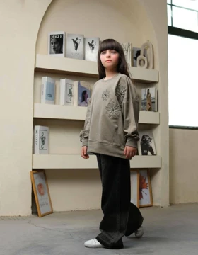 ست بلوز شلوار جین دخترانه رنگ صدری کد 3763