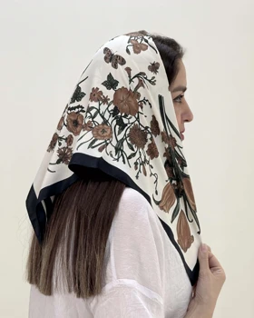 مینی اسکارف گلی