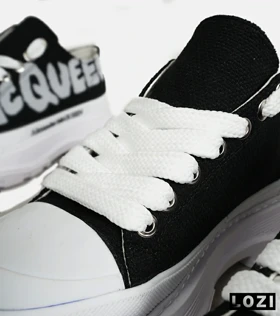 کفش کتانی نیم ساق سفید مشکی Alexander McQueen