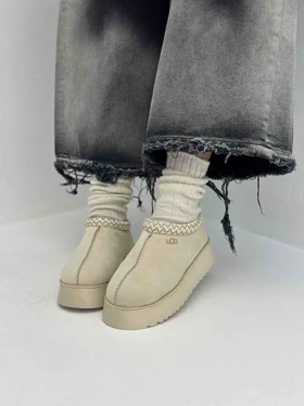 UGG رودوخت