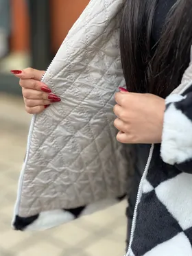 کاپشن خزدار پک سیاه و سفیدکد 693