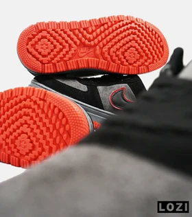 کفش کتانی مردانه و زنانه طوسی مشکی قرمز نایک NIKE AIR FORCE