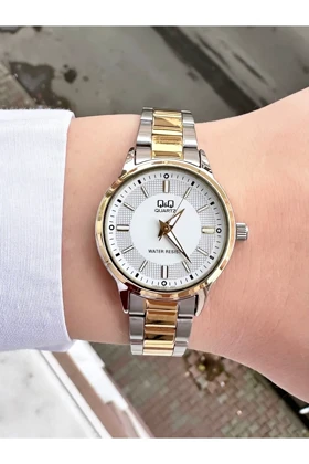ساعت زنانه qandq