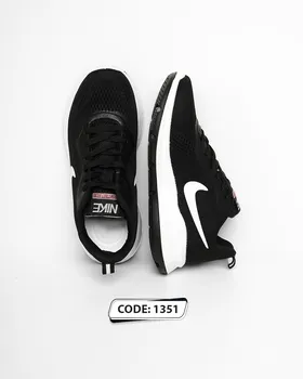 کتانی نایک مشکی با زیره سفید مدل RUNNING