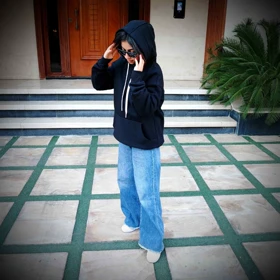 هودی مشکی دخترانه | استایل مینیمال و ترند روز کد 1133