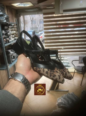 صندل پاشنه‌دار پشت‌باز زنانه پلنگی