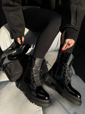 نیم بوت ورنی نگین‌دار