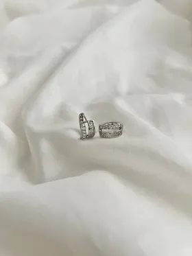 گوشواره طرح ورساچ