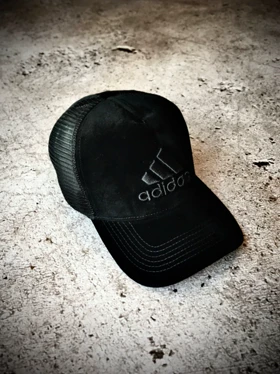کلاه بیسبالی مخمل وارداتی مدل ADIDAS _ مشکی