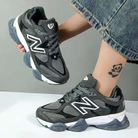 کتانی زنانه اسپرت مدل نیوبالانس 9060 new balance رنگ طوسی تیره کد 088903