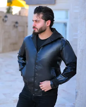 کاپشن چرم کلاه‌دار