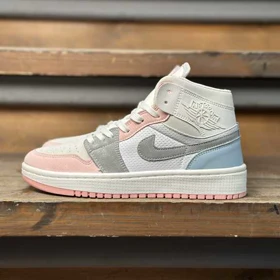 کتانی زنانه جردن ساق‌دار