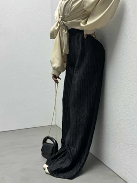 شلوار بگ پلیسه